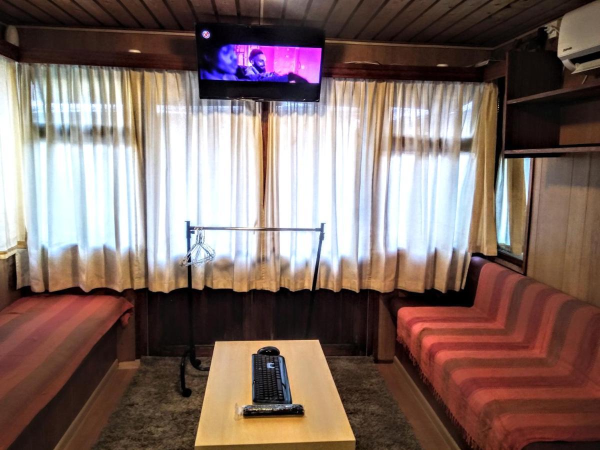 Two Rustic House - Self Check-in Bucureşti